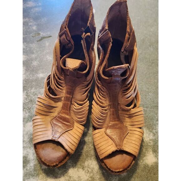 Freebird by Steven Arrow Open Toe Stone Brown Bootie Sandals sz shoes sz 7 - Picture 3 of 6